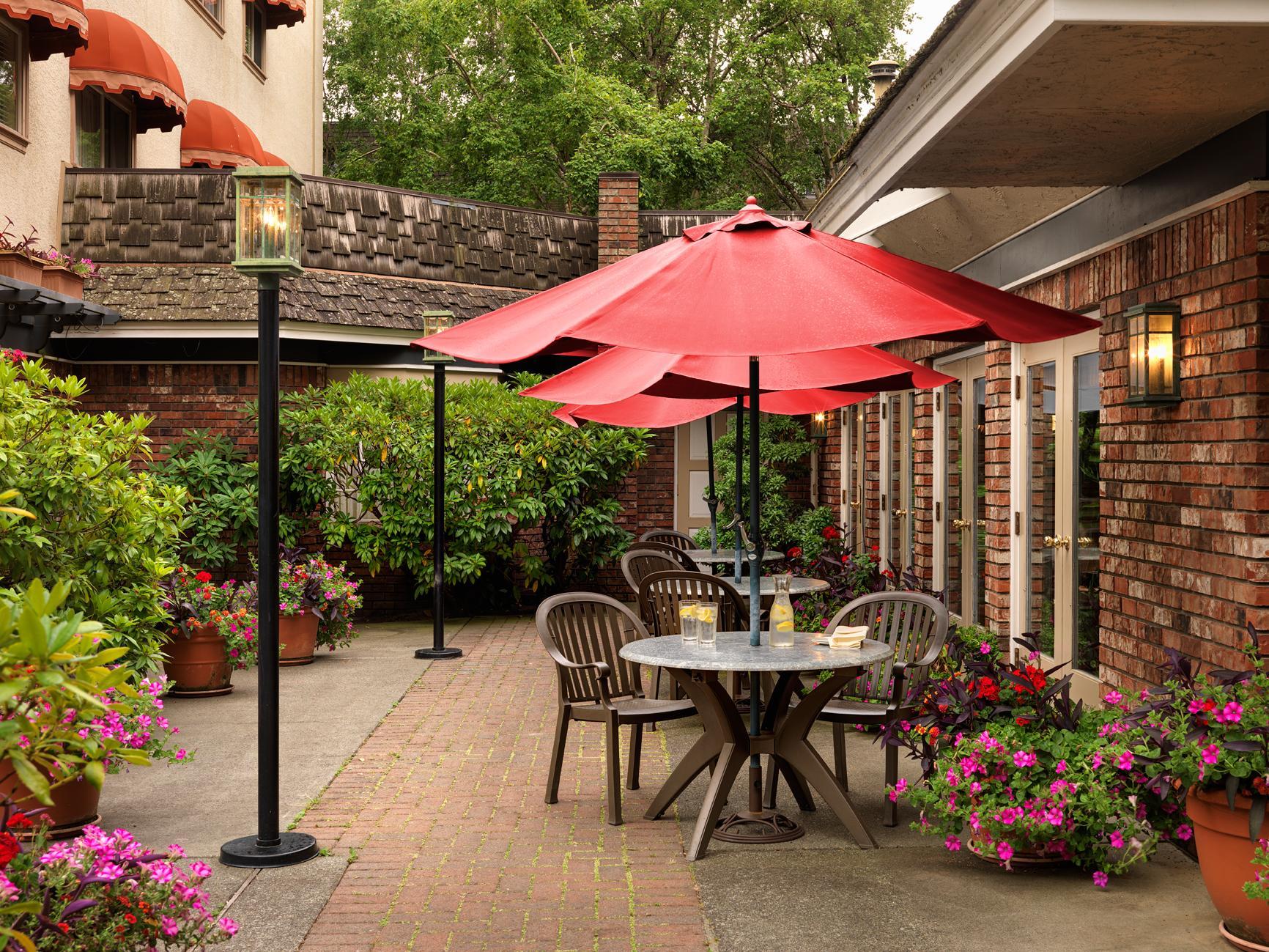 Royal Scot Hotel & Suites Victoria Exteriér fotografie