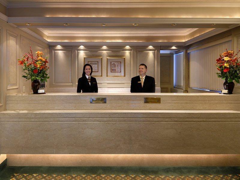 Royal Scot Hotel & Suites Victoria Exteriér fotografie